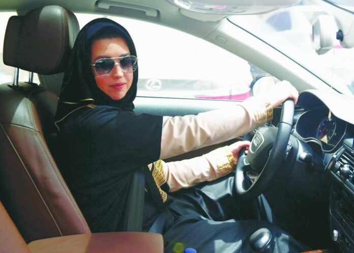 سيدة اعمال من البحرين للزواج 36 سنة سيدة اعمال من البحرين للزواج 36 سنة