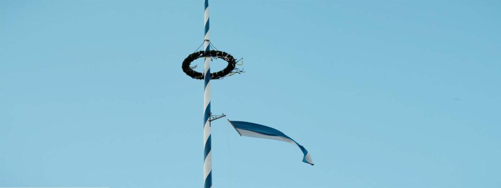 6. Maibaum Larbre de mai